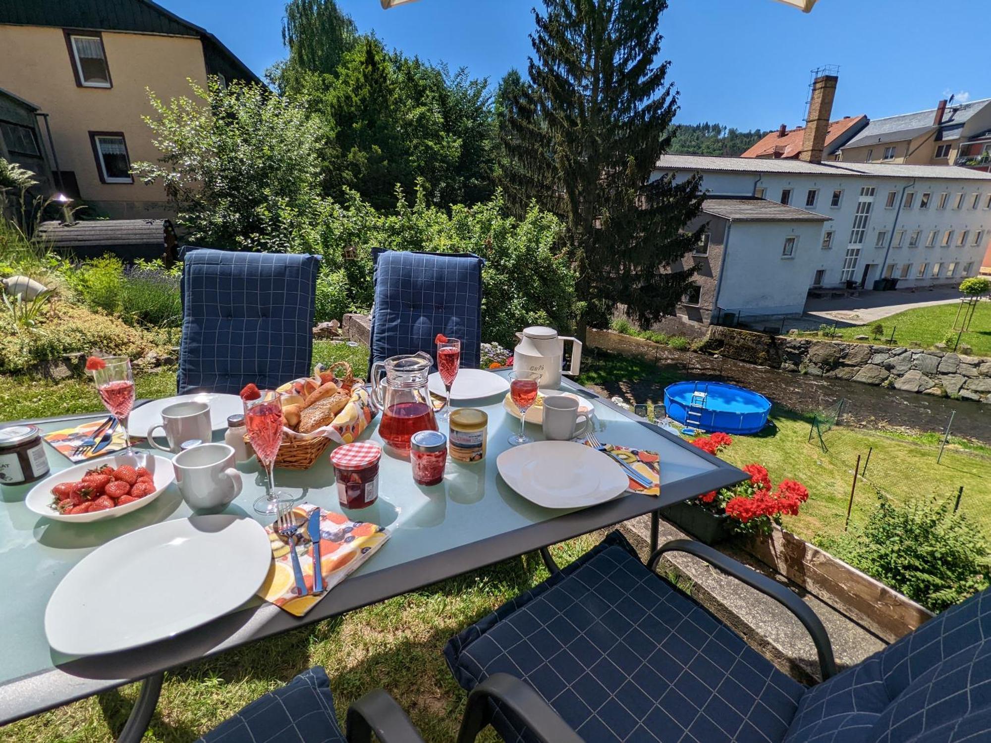 Hw2 - Urlaubsmagie - Sauna & Whirlpool Fuer Alle Sebnitz Buitenkant foto